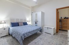Ferienwohnung in Valencia - Serene Garden Flat · Heart of Valencia